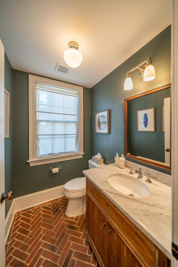 The Walton House - Historic 3Bd 2 5Ba With Parking Villa Kennett Square Bagian luar foto